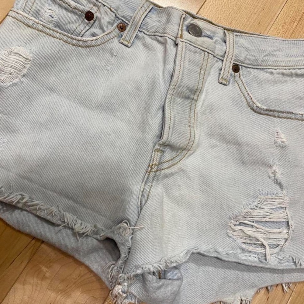501 Levi Jean Shorts